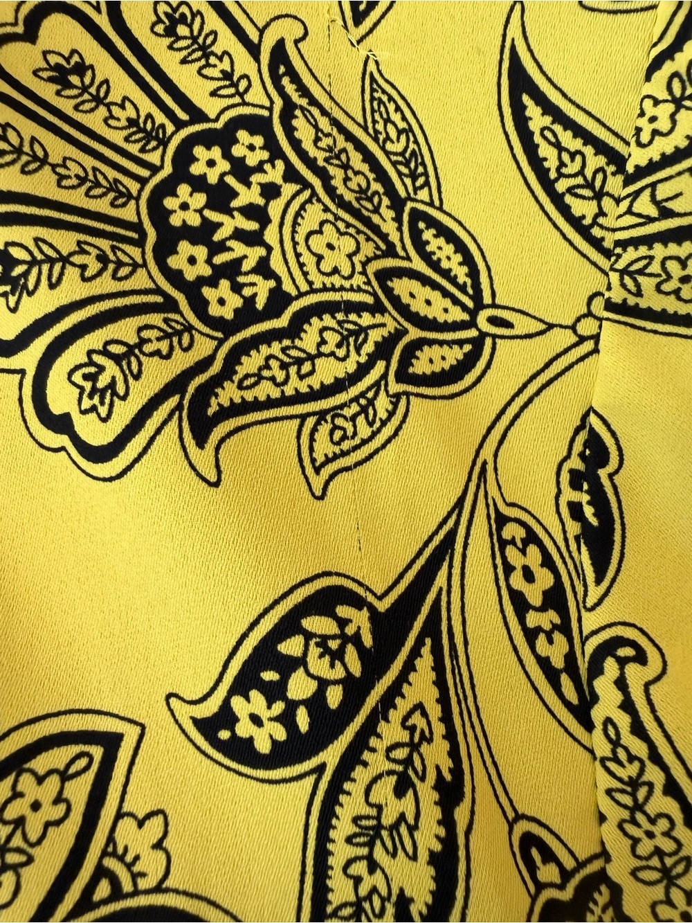 VGUC Saunders Collective Yellow Paisley Print Boxy Top Sz 4 - Picture 6 of 6
